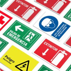Propuesta de Venta: Soluciones Integrales de Señalización para Interiores y Exteriores que Guían, Informan y Refuerzan tu Marca Introducción: Una señalización clara, atractiva y funcional es crucial para dirigir a las personas, proporcionar información importante, cumplir con normativas de seguridad y fortalecer la identidad visual de tu negocio o espacio. Ofrecemos una amplia gama de soluciones de señalización personalizadas para interiores y exteriores, adaptándonos a tus necesidades específicas y garantizando un impacto visual duradero.