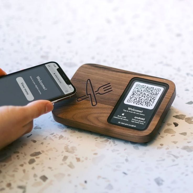 menú de madera, menús para restaurantes, cartas de restaurante, menús personalizados, menús grabados, menús de diseño, menús originales, menús de madera grabados, menús para bares, menús para cafeterías.