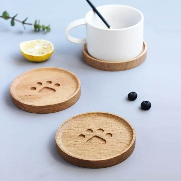 posavasos de madera, posavasos grabados, posavasos personalizados, posavasos promocionales, regalos corporativos, merchandising madera, grabado láser, artículos de mesa, decoración de mesa, regalos originales.